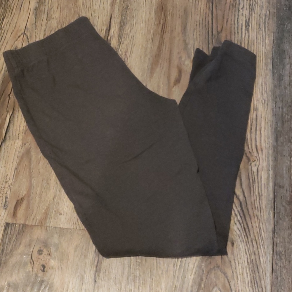 Light grey leggings